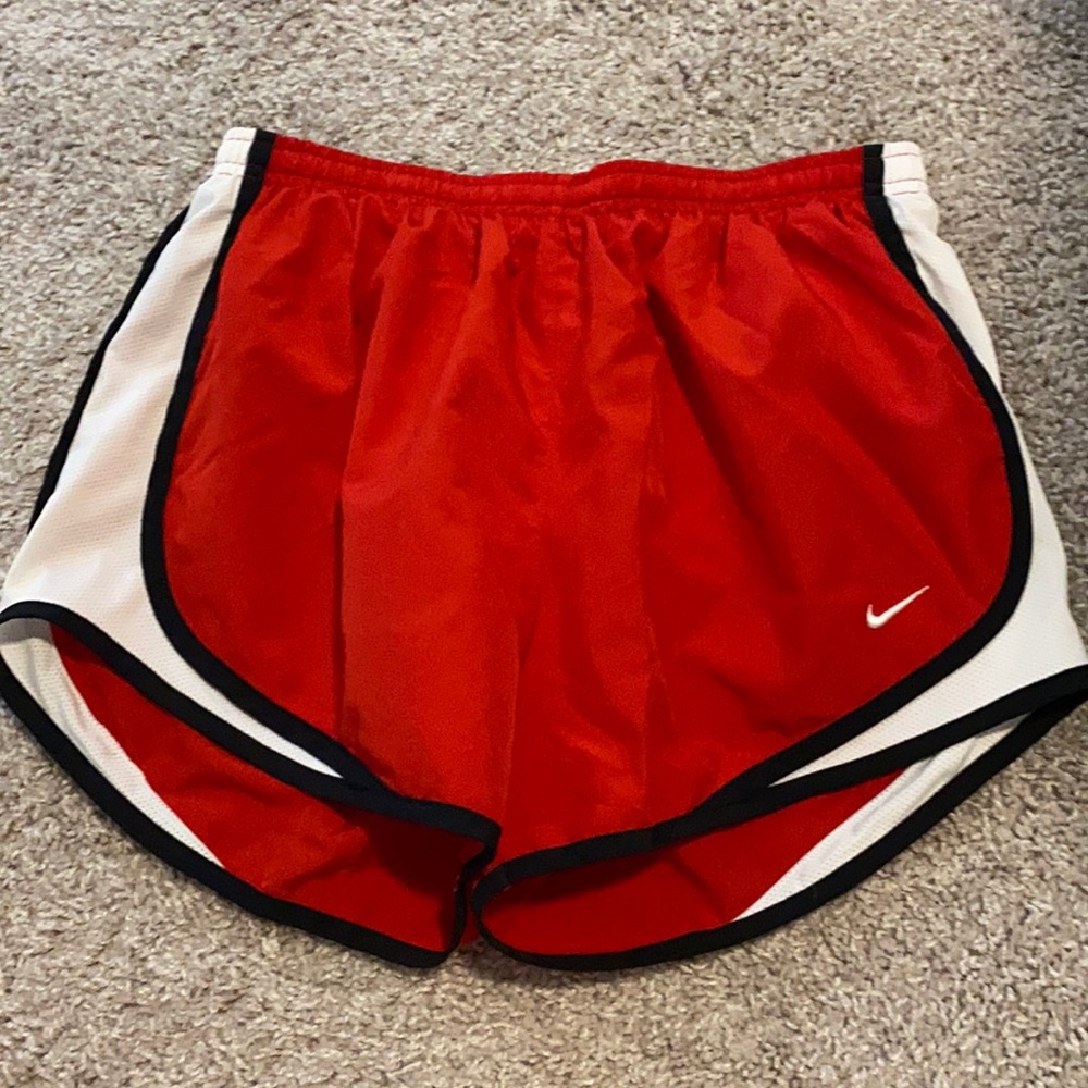Nike Shorts size M